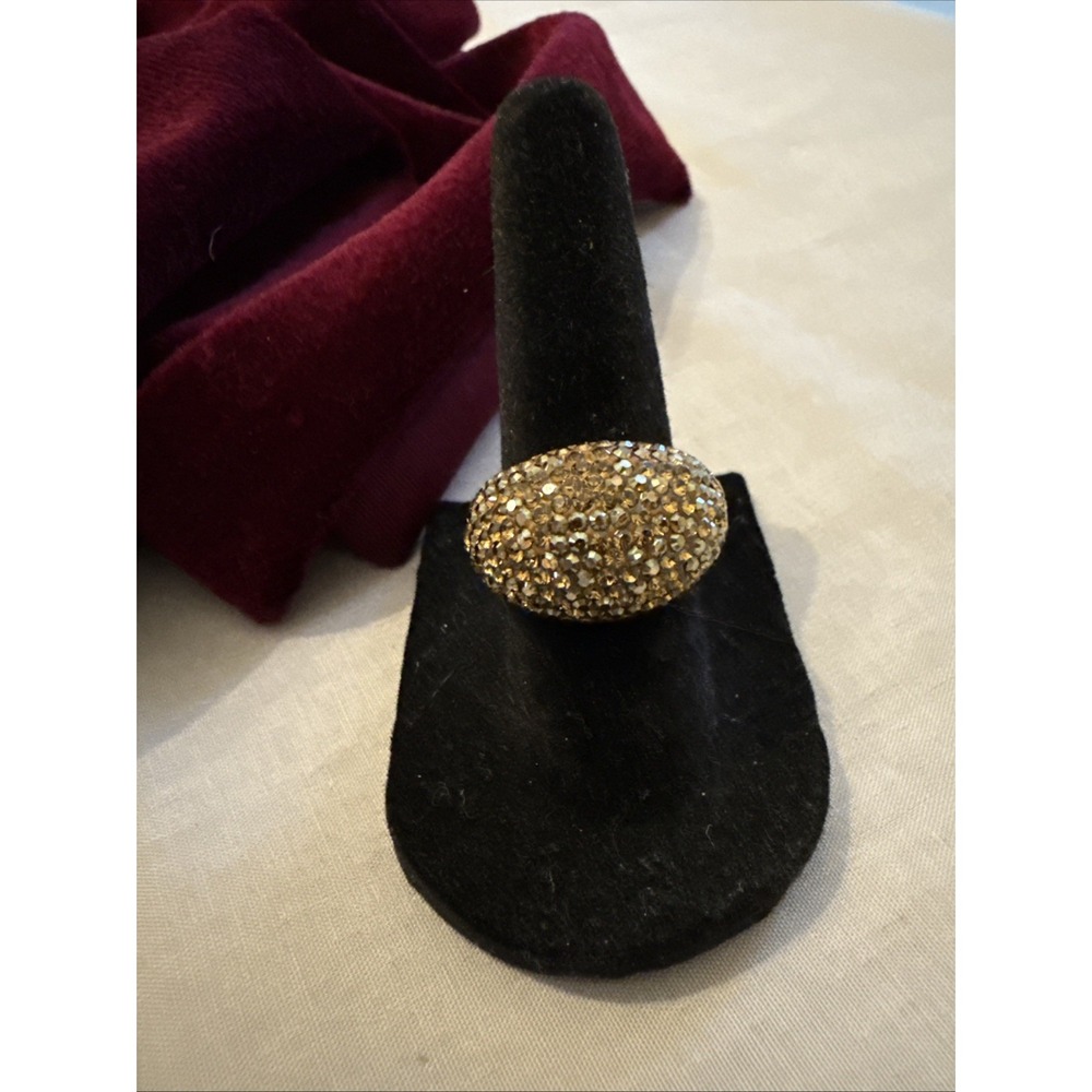 HENRI BENDEL NEW YORK PAVE CRYSTAL Dome STATEMENT RING Size 6 Gold Amber